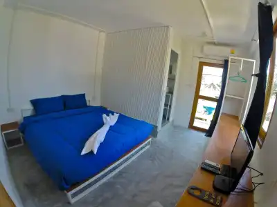 Neptune Hostel Guesthouse - 2