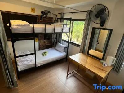 Lemonade Boutique Inn - 43