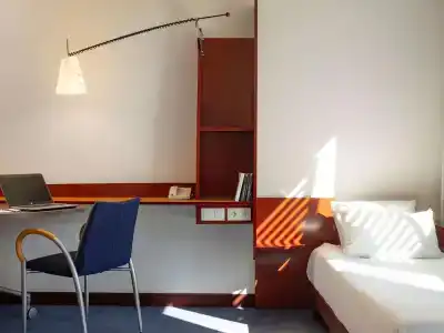 Novotel Suites Marseille Centre Euromed - 59