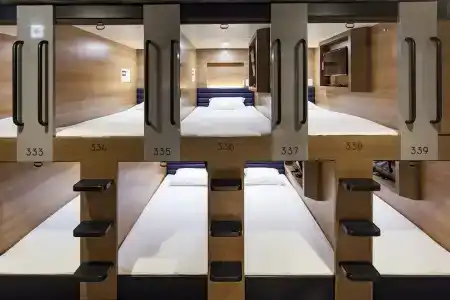 Y's Cabin Osaka Namba - 11