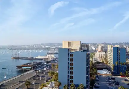 Springhill Suites San Diego Downtown/Bayfront - 17