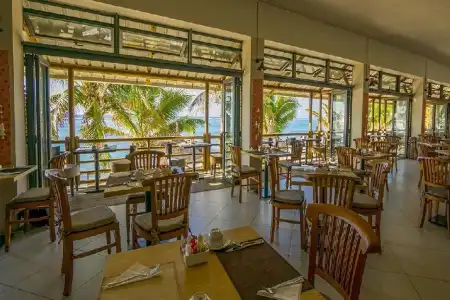 Le Peninsula Bay Beach Resort & Spa - 25