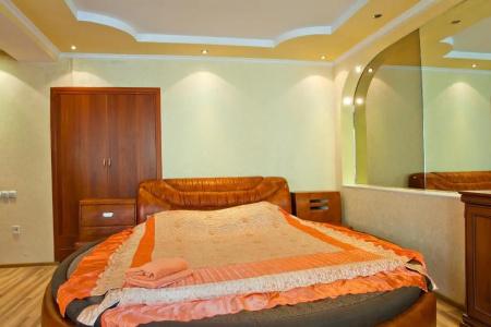 Lessor 204 Apartments - 73