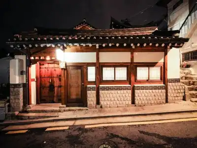Bukchonmaru Hanok Guesthouse - 36