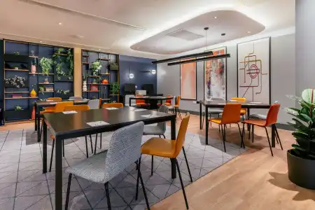 Hampton by Hilton London Park Royal - 28