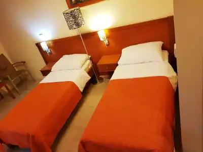 Lucic Rooms & Suites - 2