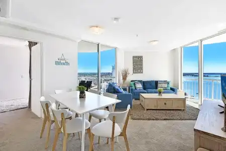 Crystal Bay on the Broadwater - 406