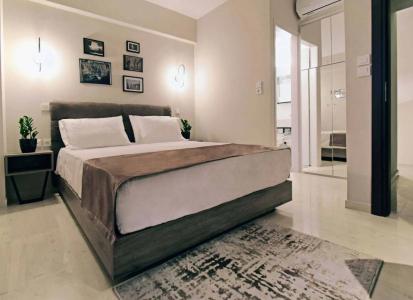 Athens Iris - 49
