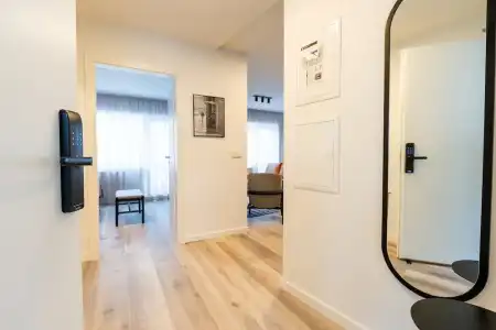 Hlemmur Suites - 46