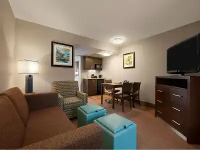 Embassy Suites Corpus Christi - 40