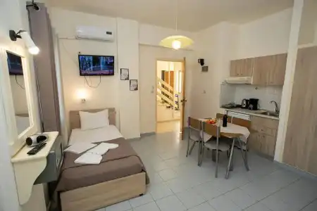 Rania Studios - 61