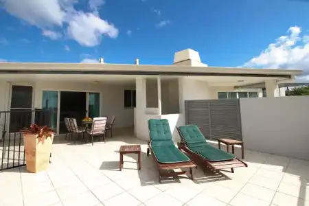 Caloundra Central Apartment - 14
