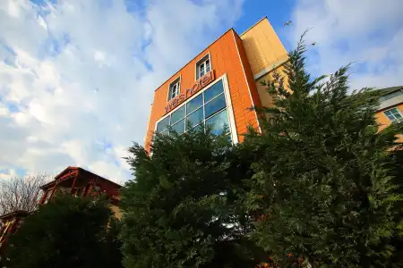 Wes Izmit - 31