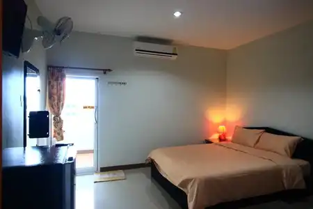 Baan Yuwanda Phuket Resort - 4