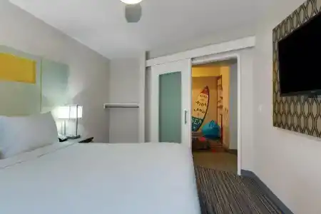Holiday Inn Resort Orlando Suites - Waterpark by IHG - 60