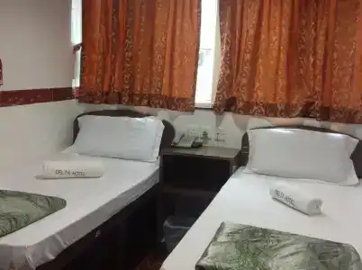Woodstock Hostel - 87