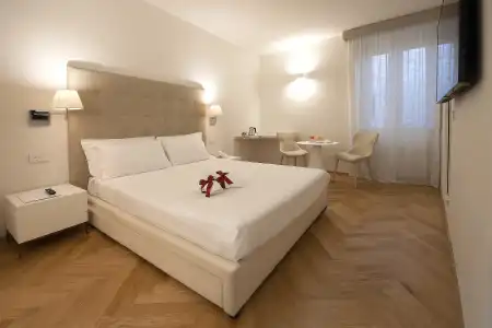 Alexander - 4