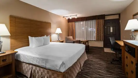 Best Western Plus Saddleback Inn & Conference Center - 5