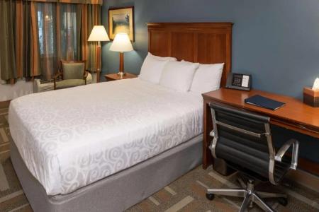 Best Western Plus Clocktower Inn - 103