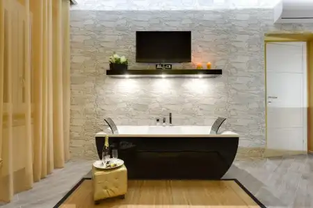 Excellence Suite - 135
