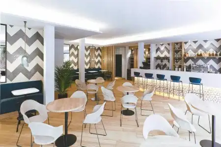 Morlans Suites - 17