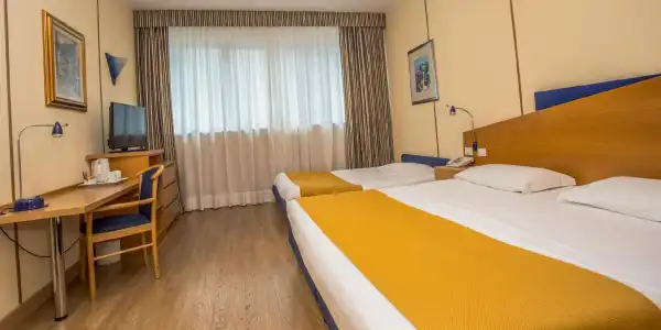 Express Aosta East - 100