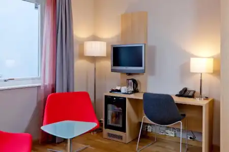 Thon Lillestrøm - 14