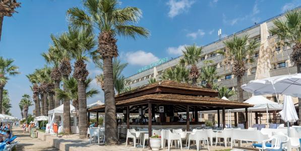 Palm Beach & Bungalows - 17