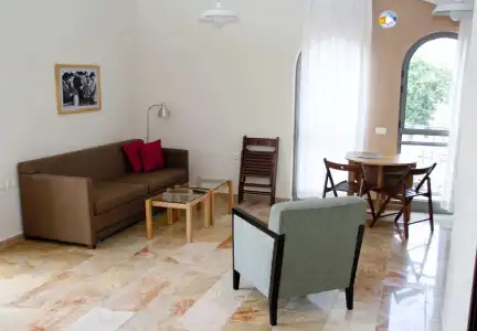 The Market Courtyard Suites Apartment - 5