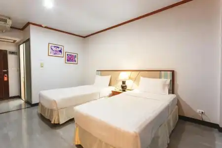 Surin Majestic - 85