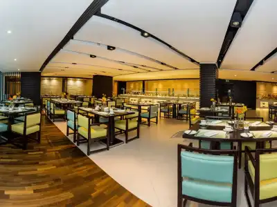 Flora Creek Deluxe Apartments Dubai - 32