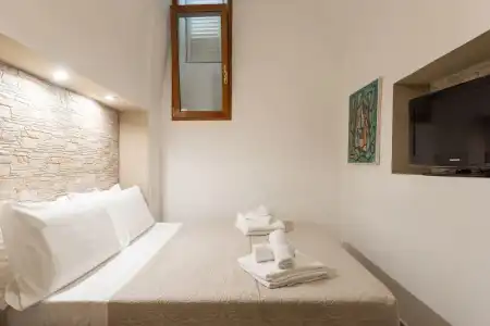 TrinitaDeiMonti Guest House - 52