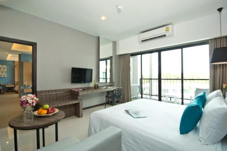 J Residence - 201