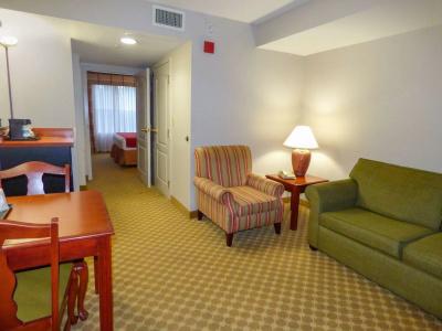 Spark by Hilton Orlando Universal Blvd - 6