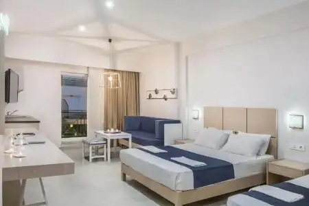 Sea View & Apartments - 87