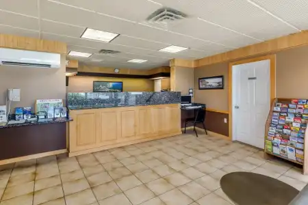 Ogunquit & Suites - 23