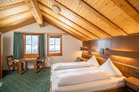 Grichting & Serviced Apartments - 144