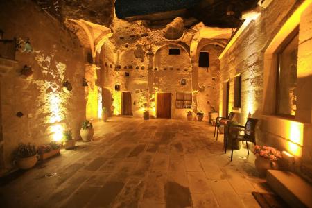 Tulip Cave Suites - 20