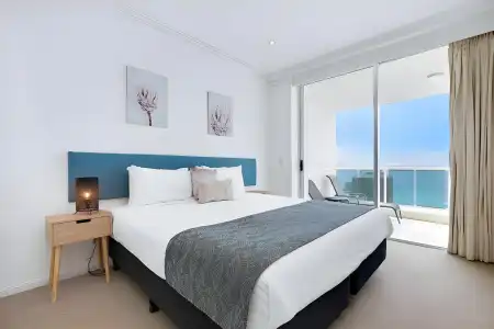 Pacific Views Resort - 2