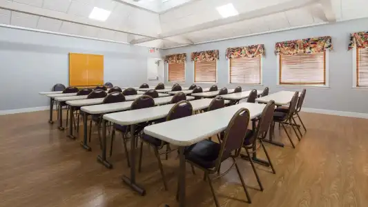 Best Western Central Inn - 18