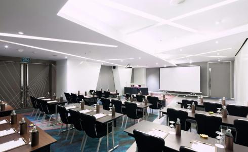 Centara Watergate Pavilion Bangkok - 19