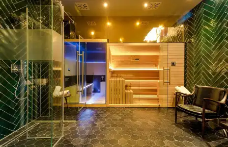 Seaside Villa by Browns - 25