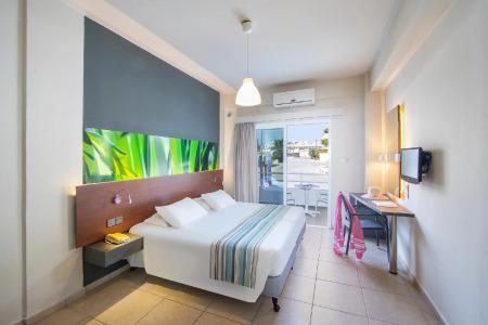 Mayfair Gardens - 49