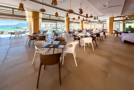 Kiani Beach Resort Family - 17