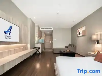 Adelphi Suites Bangkok - 180