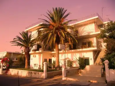 Akrotiri - 0