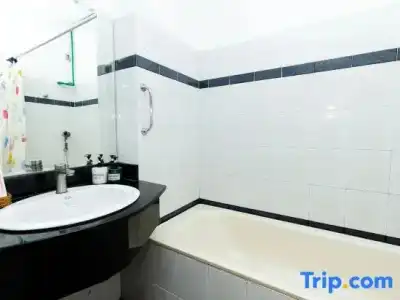 Vuon Tao Dan Near Ben Thanh Market - 115