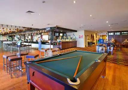 Sunnybank - 10
