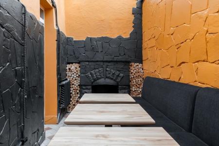 Globe Runner Rooms & Dorms - 16