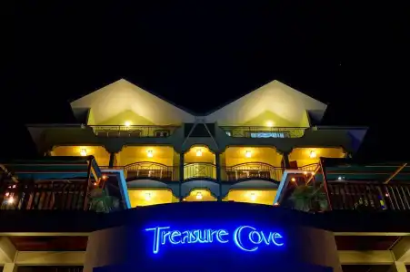 Treasure Cove & Restaurant - 5